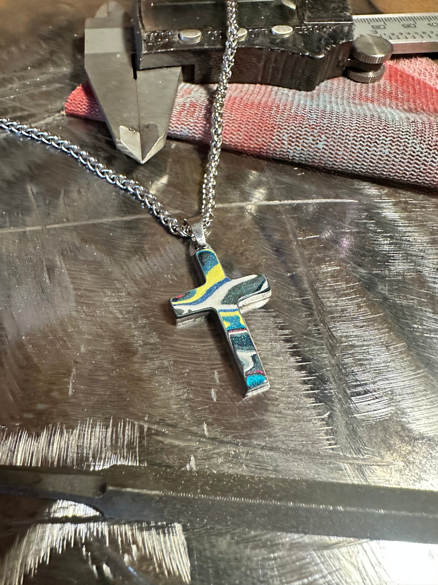 Fordite Cross "Abednego"