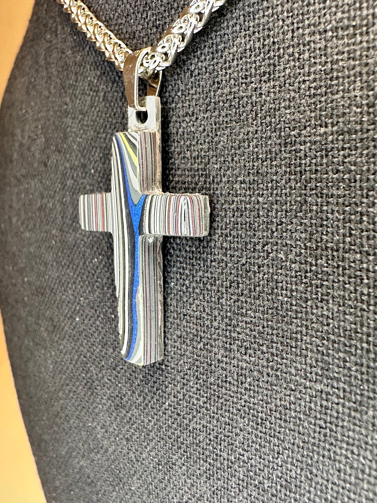 Fordite Cross "Absalom"