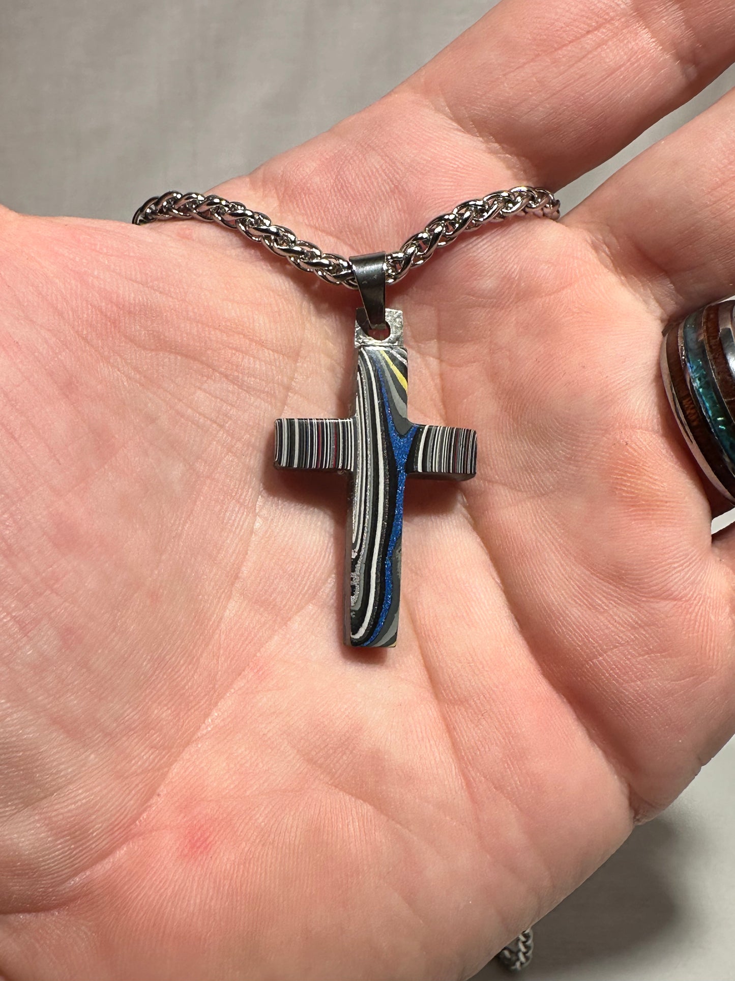 Fordite Cross "Absalom"