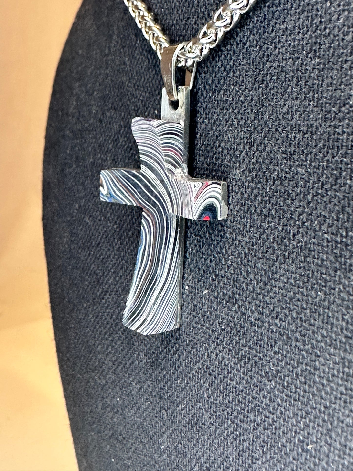 Fordite Cross "Adlai"