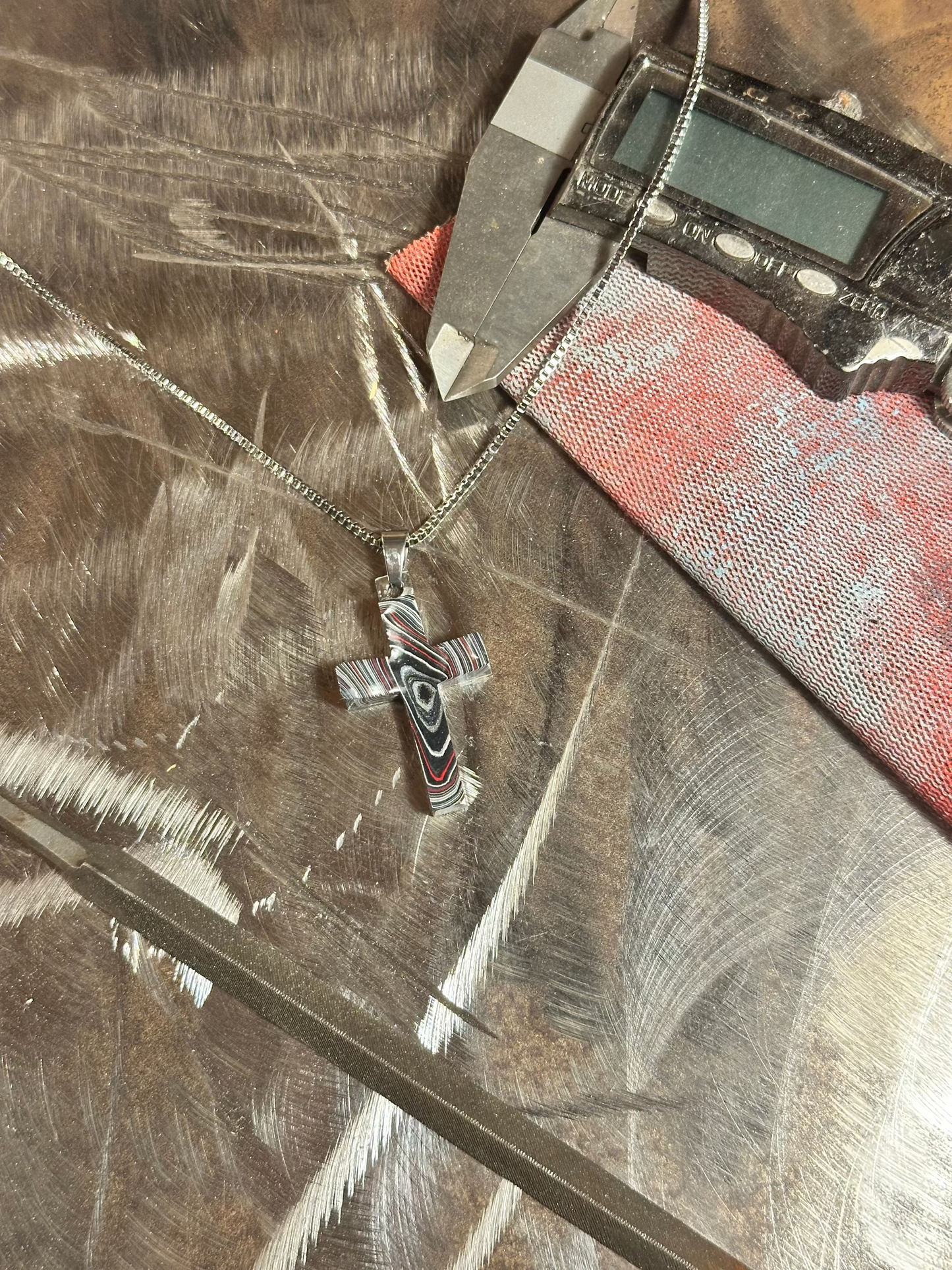 Fordite Cross "Agabus"