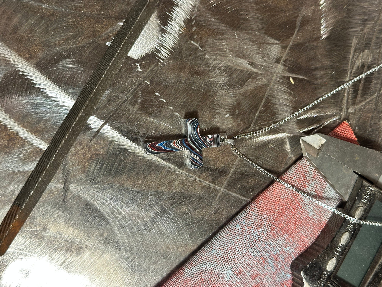 Fordite Cross "Alexander"