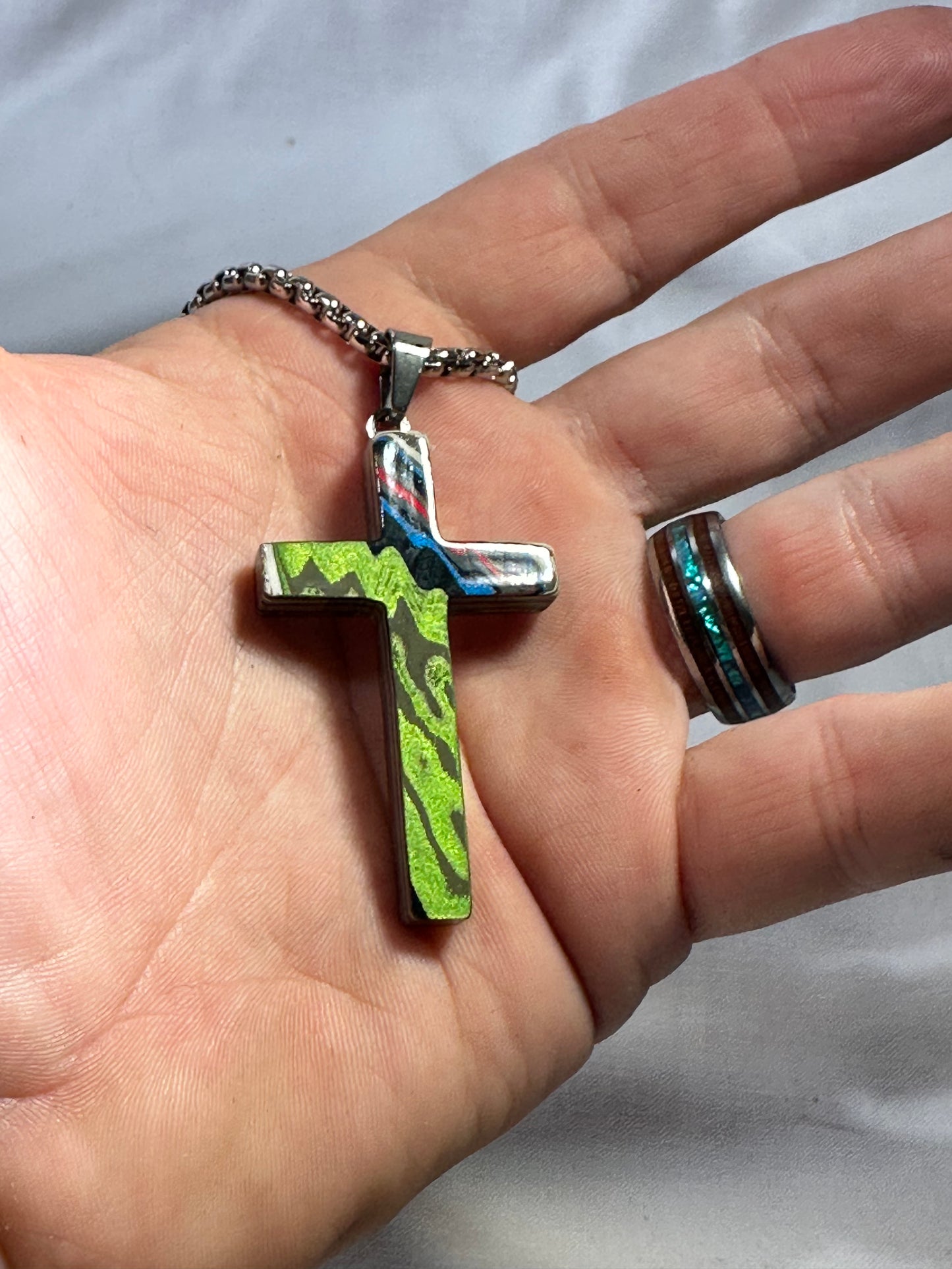 Fordite Cross "Andrew"
